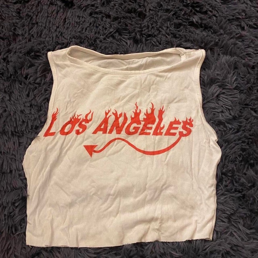 LA DEVIL TANK.💋